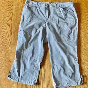 "Eddie Bauer" cargo pants, capri, EUC, size 12